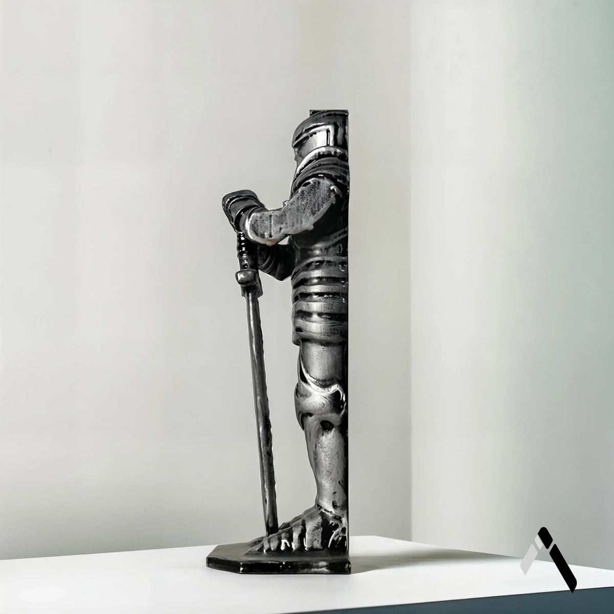 Roman Knight Armor Full Figure Statue Black Silver Sword | Archadia