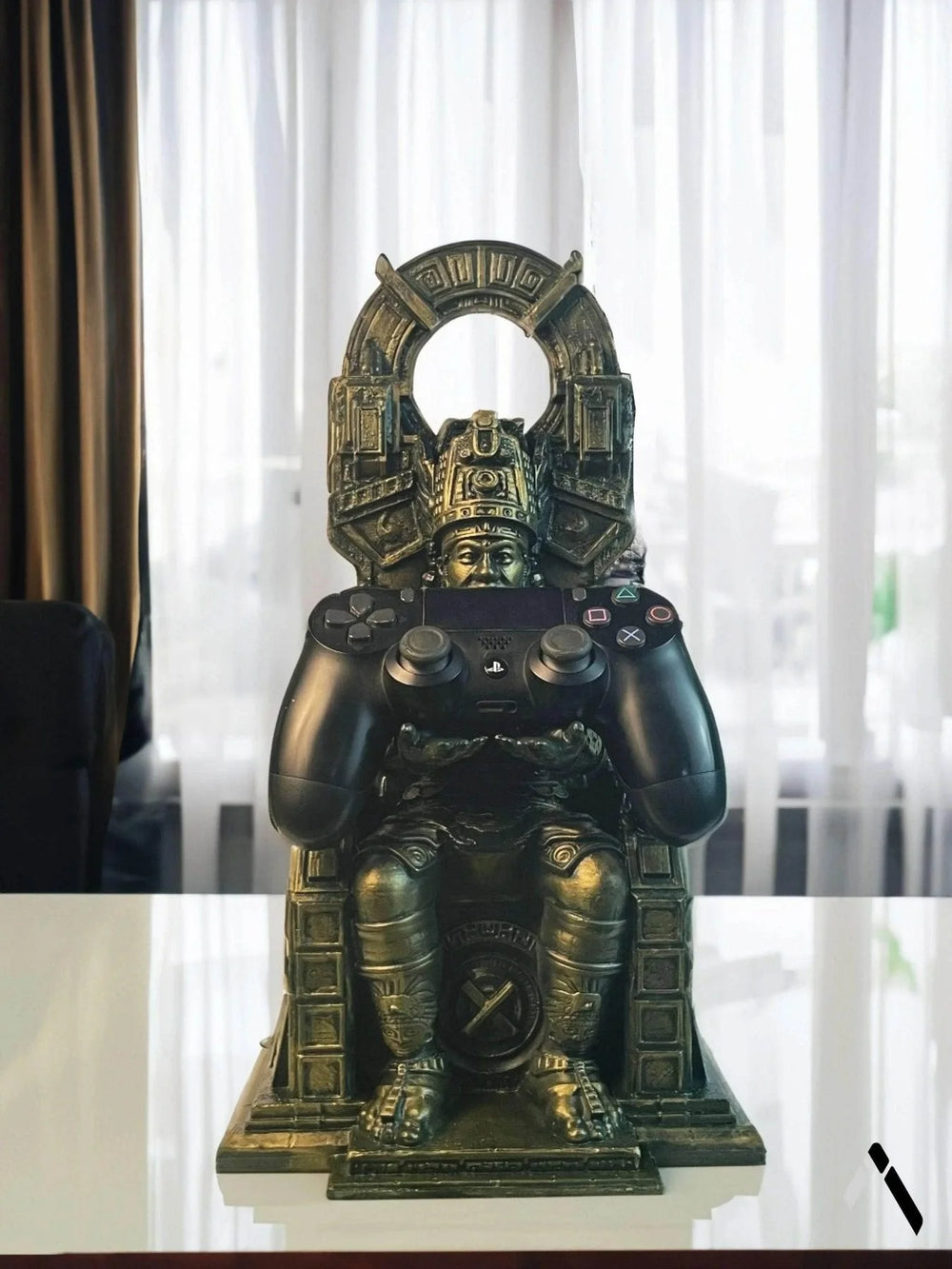 Mayan King Controller Stand