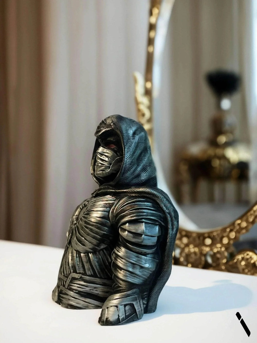 Moon Knight Bust Sculpture Marvel Crescent Avenger Hooded | Archadia