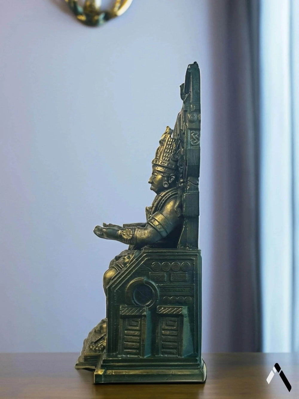 Mayan King Controller Stand